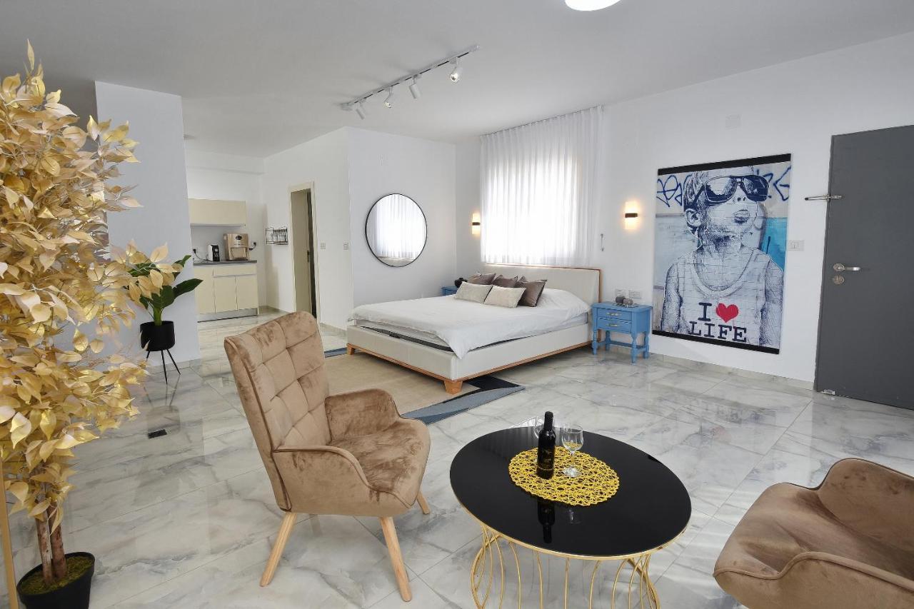 Apartament הסויטות של פולי Manot Zewnętrze zdjęcie
